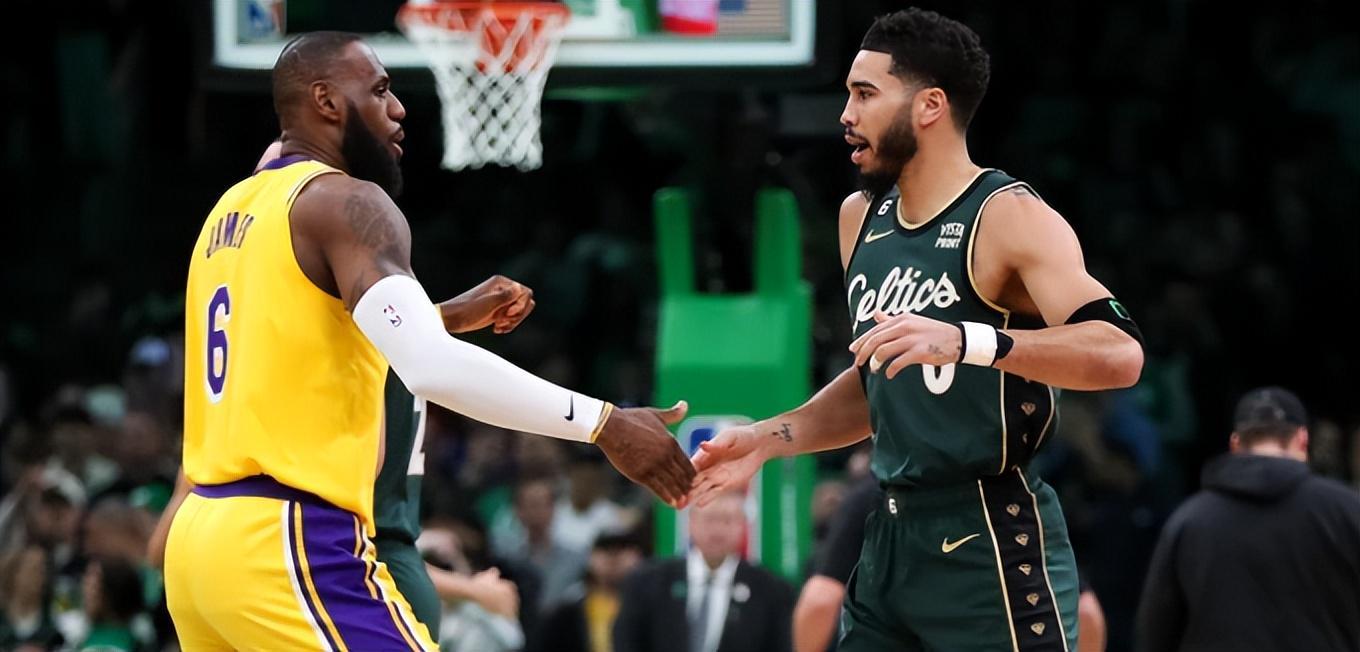 46+16+9！40+12+8！现役最强六边形战士，你配得上7000万年薪