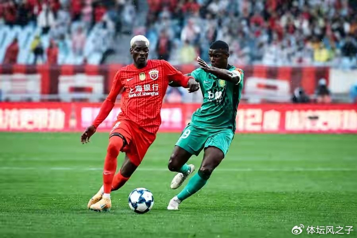 华体会体育-海港钱白花了，补强补了个寂寞，球迷不满，卫冕也基本无望了|上海海港|杨希|新赛季|超级杯|克劳德_新浪体育_新浪新闻