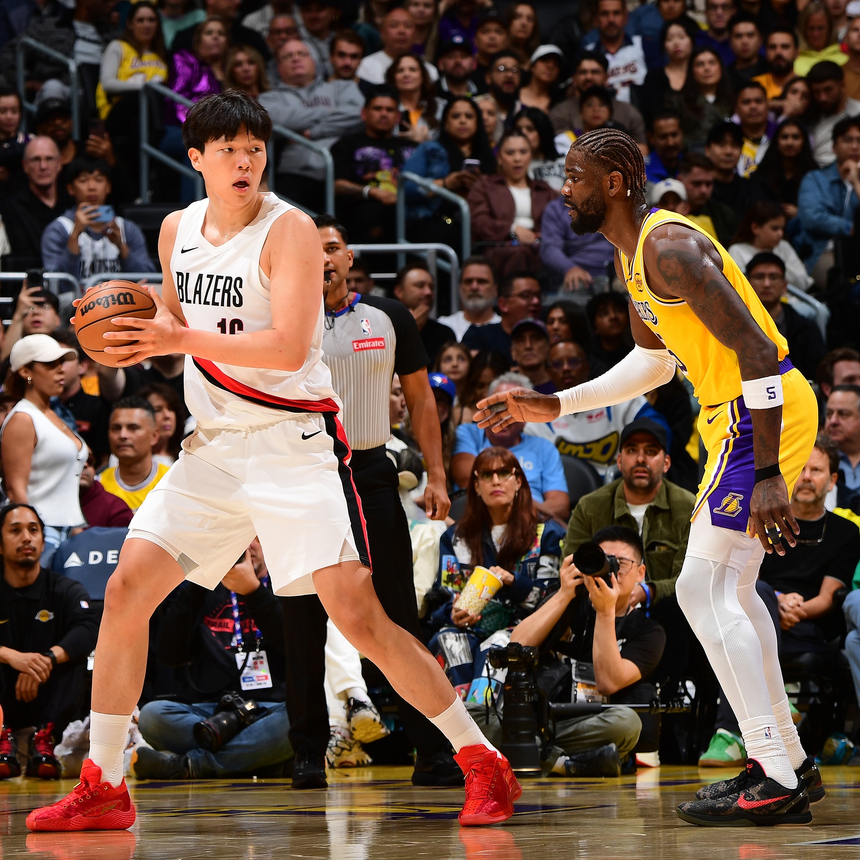 美记：球迷们急切希望杨瀚森获得更多出场机会 但他还需打磨技术