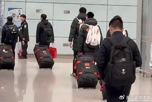 华体会hth-郭士强一句话，让李弘权当场破防！|中国男篮|中国台北队|数据|国家队|女儿_新浪体育_新浪新闻