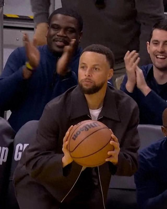 华体会官方-库里赛季报销？！不是，勇士你这…就要被德罗赞超了呀|斯蒂芬·库里|德玛尔-德罗赞|德马尔·德罗赞|金州勇士队|nba_新浪体育_新浪新闻