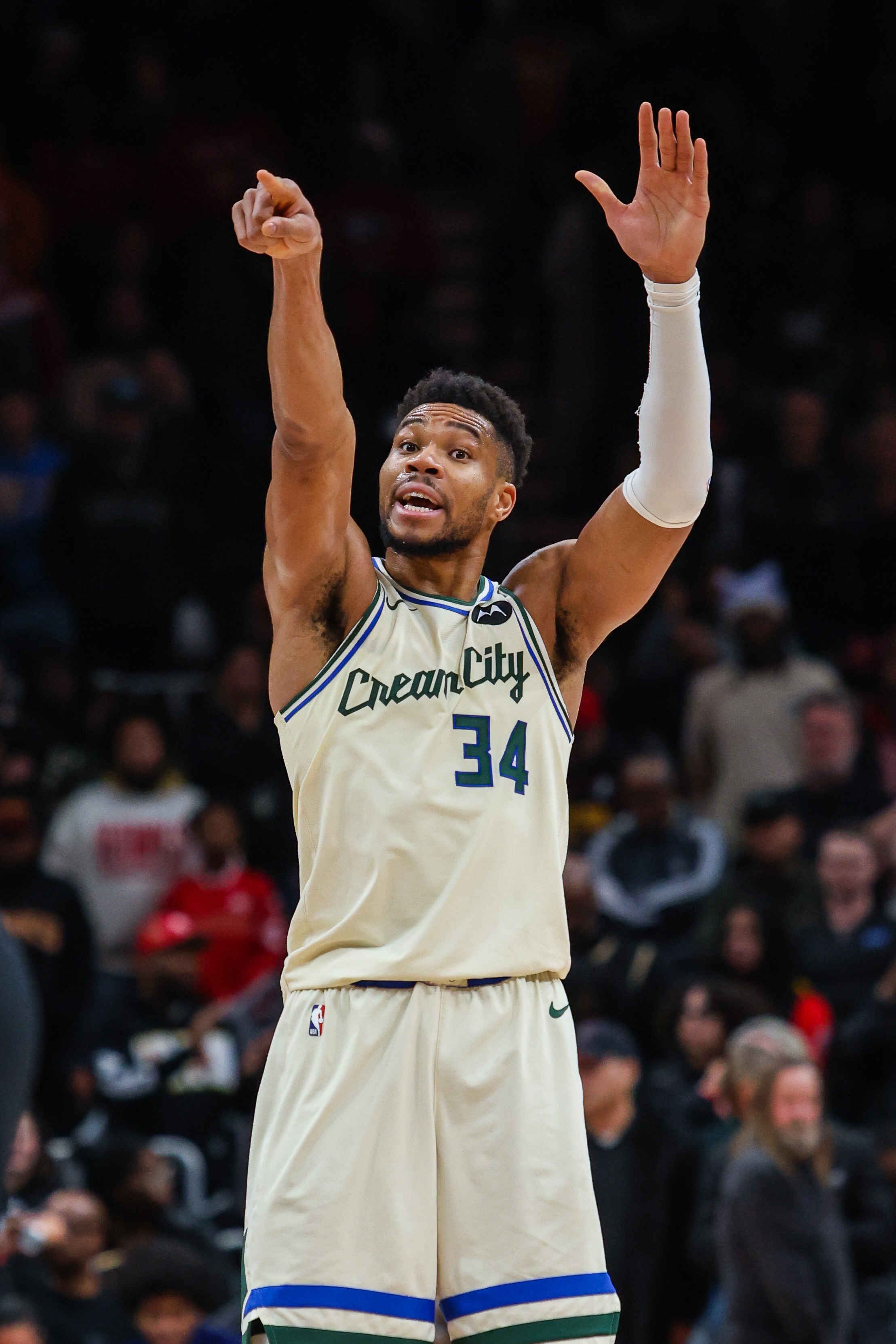 华体会官方-雄鹿开摆得看开拓者脸色？开拓者手握霍勒迪&amp;利拉德&amp;雄鹿3年首轮