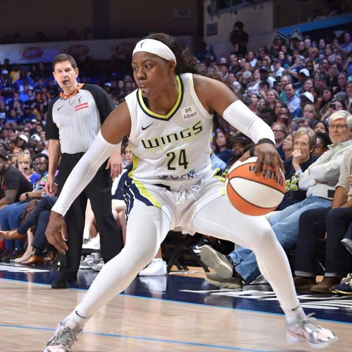 华体会hth-达拉斯Wings球员Arike Ogunbowale的ZK5 PE或将发售_新浪新闻